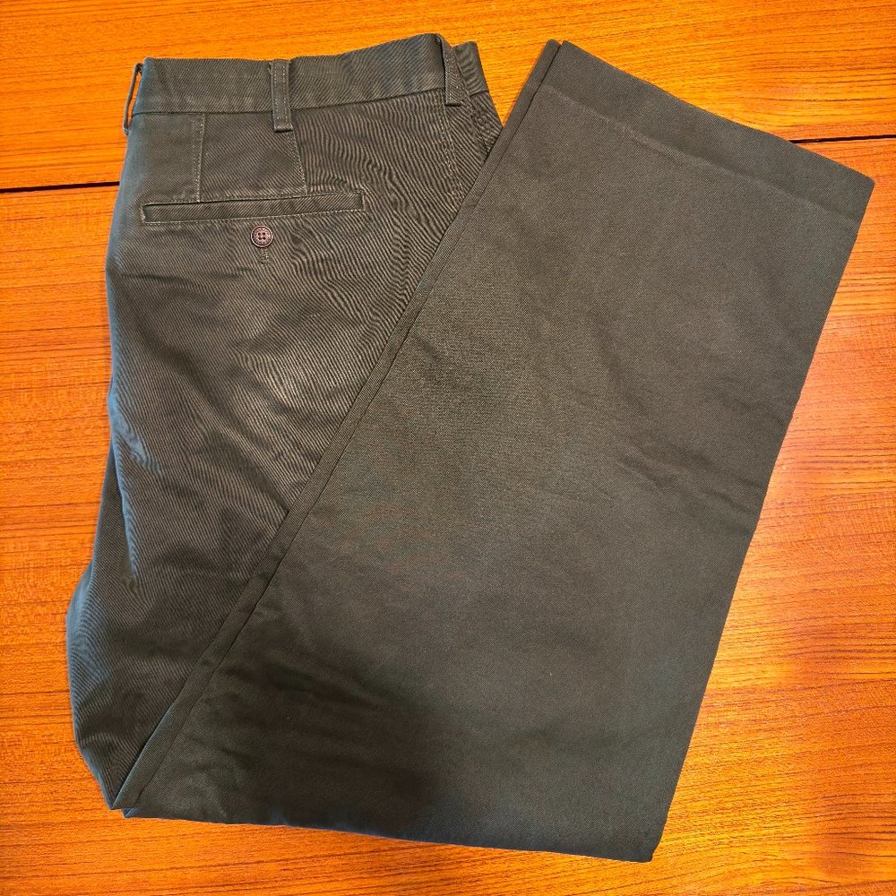 Charles Tyrwhitt Green Weekend Chino Pants 38x30 100% Cotton Straight Fit